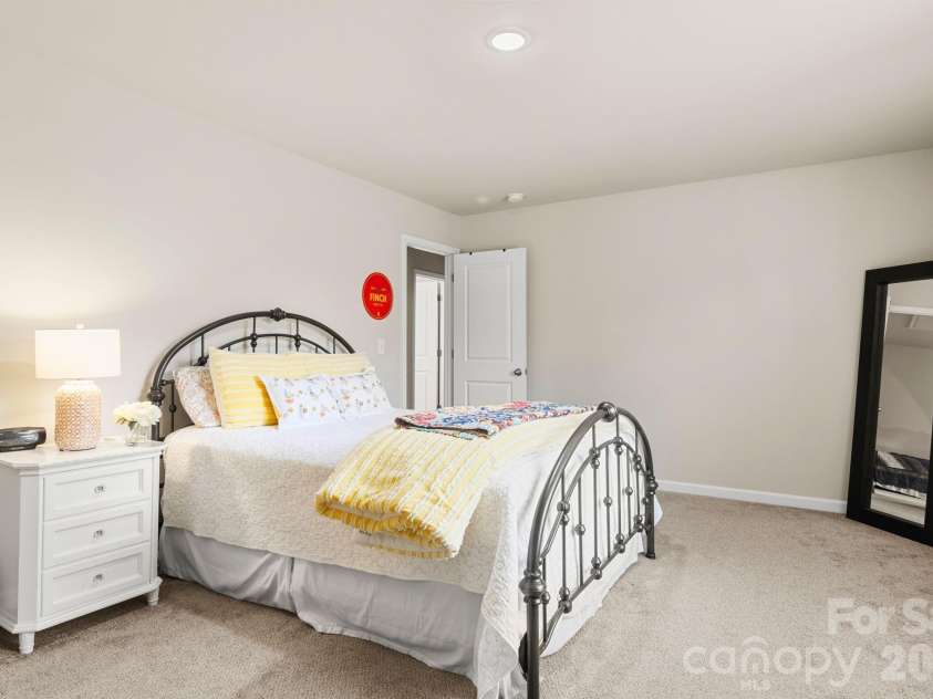 21064 Nannie Potts Lane, Cornelius, NC 28031.  MLS# CAR4398503, YatesRealty ID 41370. 