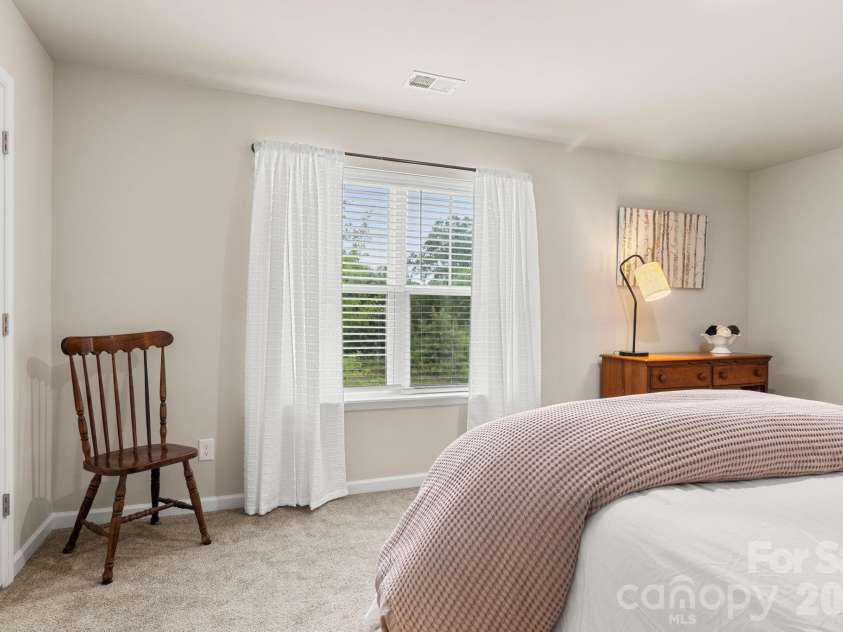 21064 Nannie Potts Lane, Cornelius, NC 28031.  MLS# CAR4398503, YatesRealty ID 41370. 