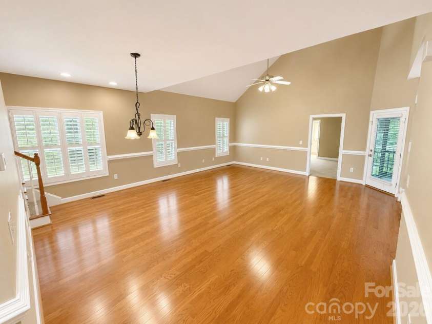 7 Shady Hollow Lane, Greer, SC 29651.  MLS# CAR4407882, YatesRealty ID 41372. 