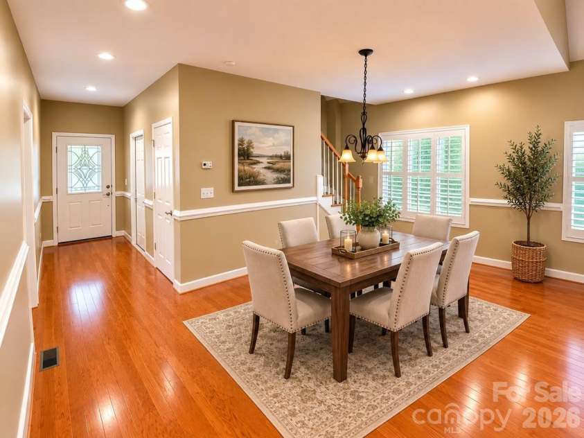 7 Shady Hollow Lane, Greer, SC 29651.  MLS# CAR4407882, YatesRealty ID 41372. 