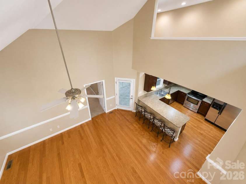 7 Shady Hollow Lane, Greer, SC 29651.  MLS# CAR4407882, YatesRealty ID 41372. 