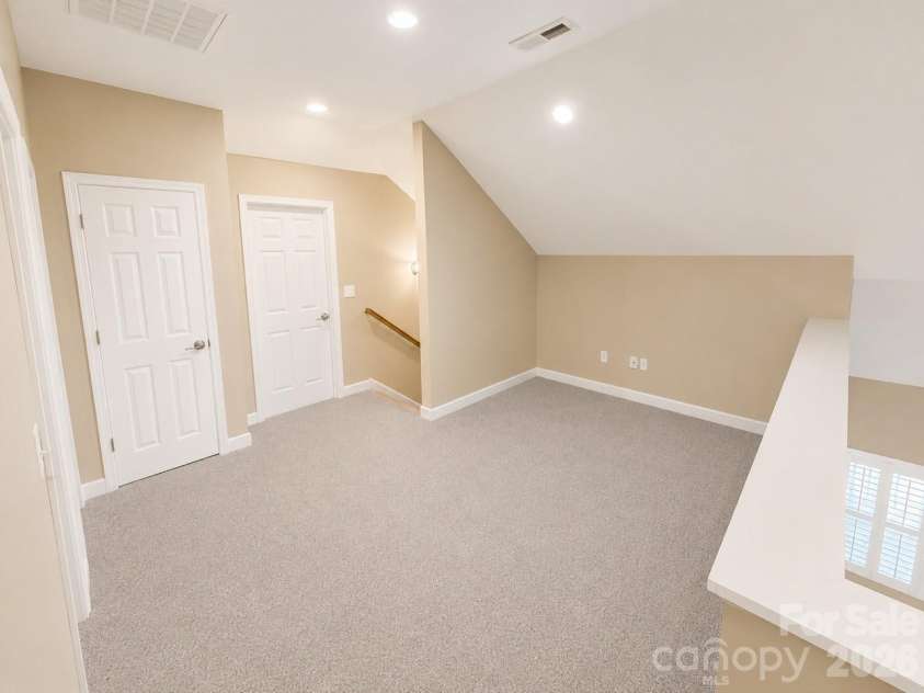 7 Shady Hollow Lane, Greer, SC 29651.  MLS# CAR4407882, YatesRealty ID 41372. 