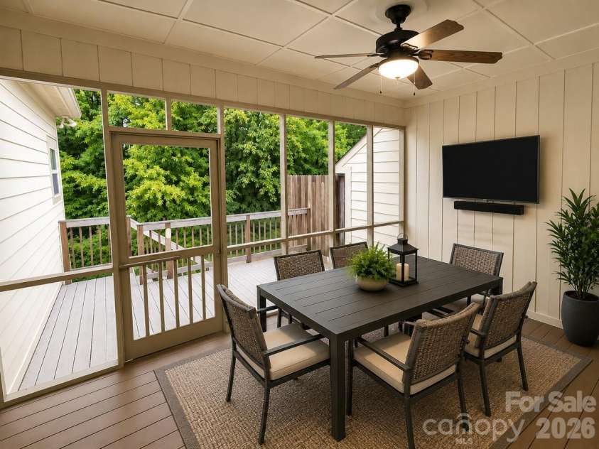 7 Shady Hollow Lane, Greer, SC 29651.  MLS# CAR4407882, YatesRealty ID 41372. 