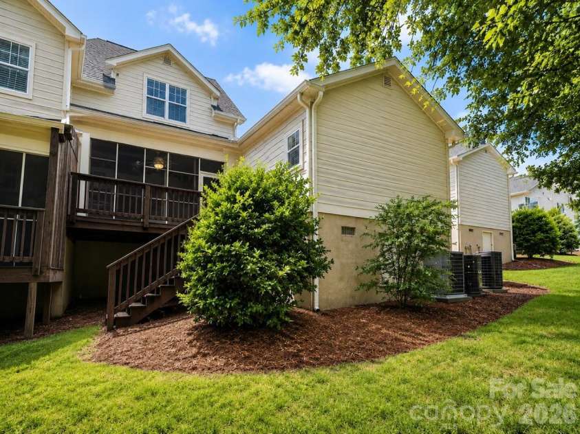 7 Shady Hollow Lane, Greer, SC 29651.  MLS# CAR4407882, YatesRealty ID 41372. 