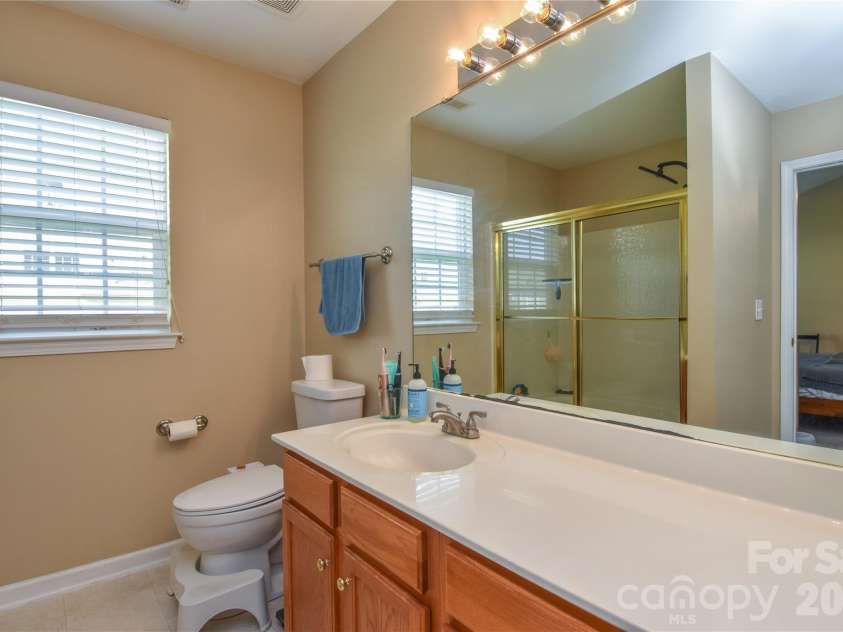 12222 Stratfield Place Circle, Pineville, NC 28134.  MLS# CAR4409338, YatesRealty ID 41373. 