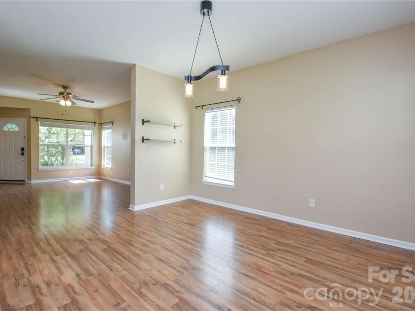 12222 Stratfield Place Circle, Pineville, NC 28134.  MLS# CAR4409338, YatesRealty ID 41373. 