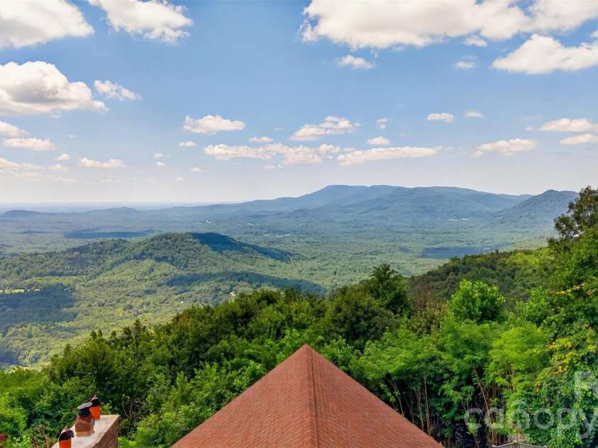 370 Mountain Side Drive, Columbus, NC 28722.  MLS# CAR4406974, YatesRealty ID 41377. 