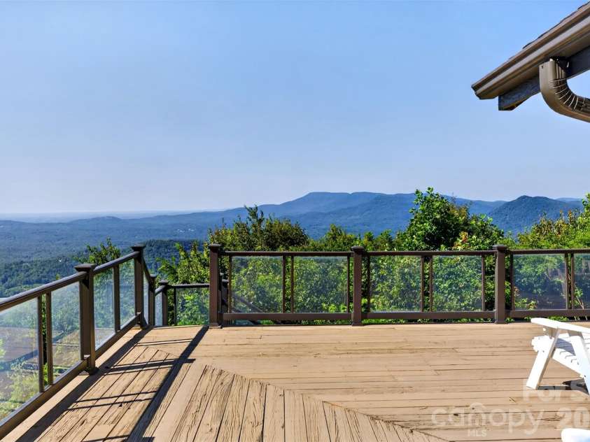 370 Mountain Side Drive, Columbus, NC 28722.  MLS# CAR4406974, YatesRealty ID 41377. 