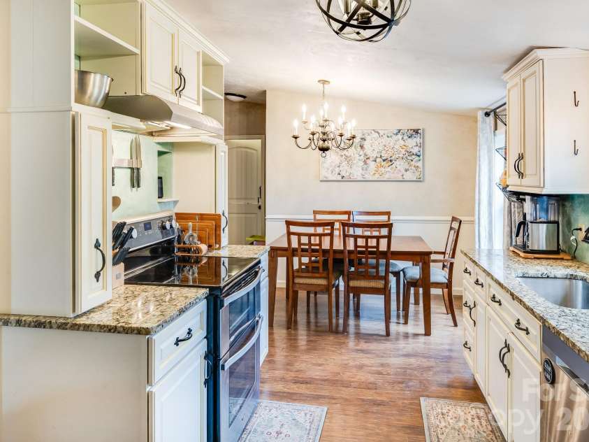 105 Short Meadow Drive, Candler, NC 28715.  MLS# CAR4407461, YatesRealty ID 41378. 