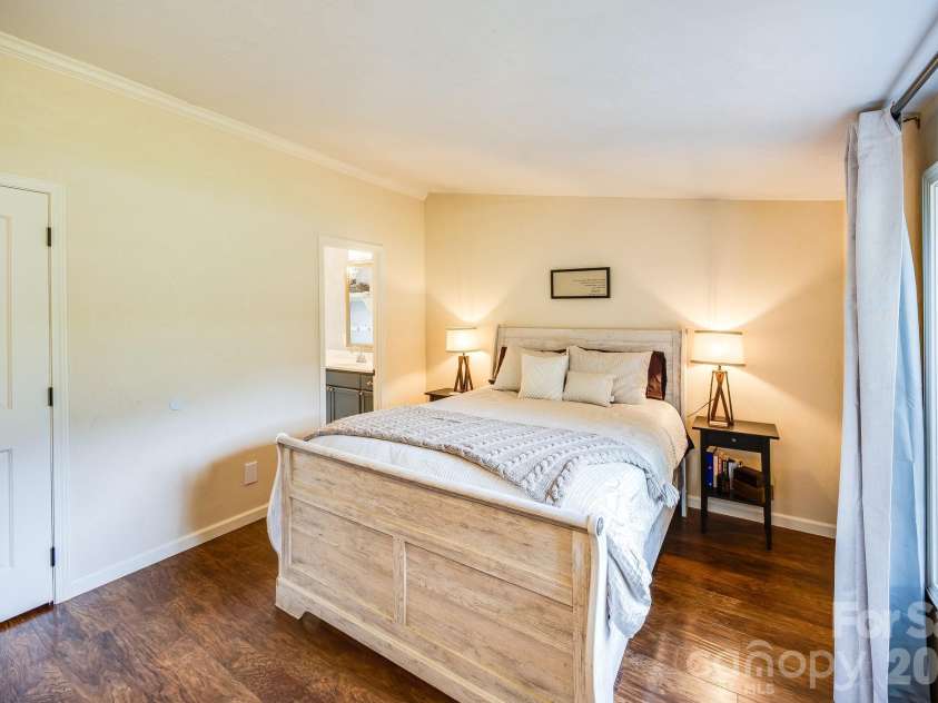 105 Short Meadow Drive, Candler, NC 28715.  MLS# CAR4407461, YatesRealty ID 41378. 