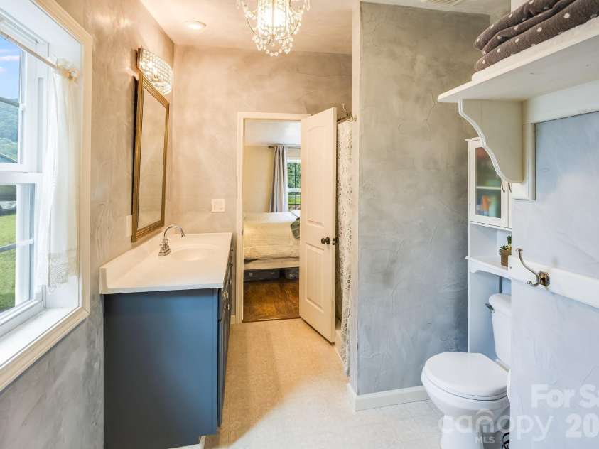 105 Short Meadow Drive, Candler, NC 28715.  MLS# CAR4407461, YatesRealty ID 41378. 