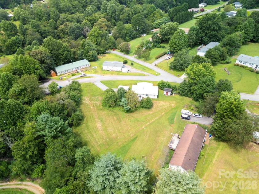 105 Short Meadow Drive, Candler, NC 28715.  MLS# CAR4407461, YatesRealty ID 41378. 