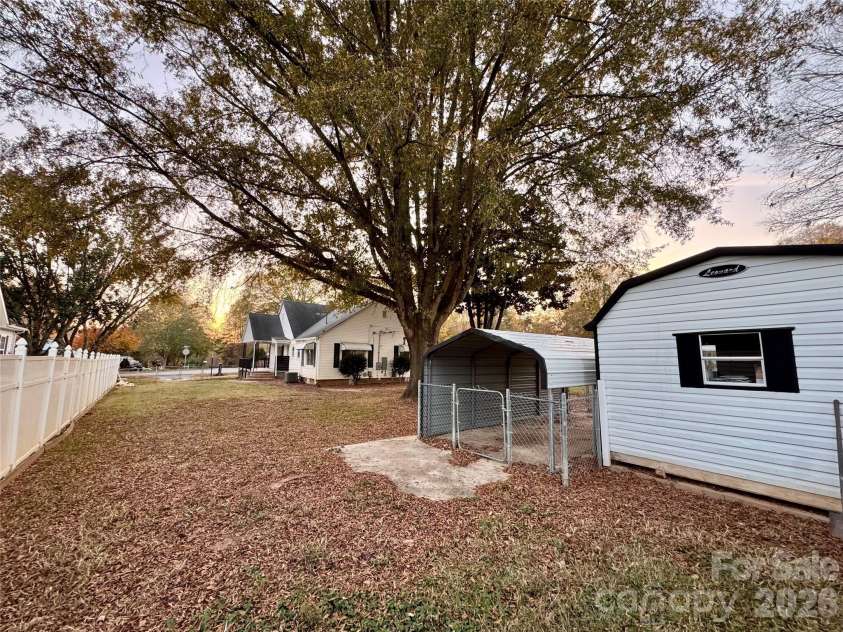 29 Plott Drive, Concord, NC 28025.  MLS# CAR4345075, YatesRealty ID 4138. 