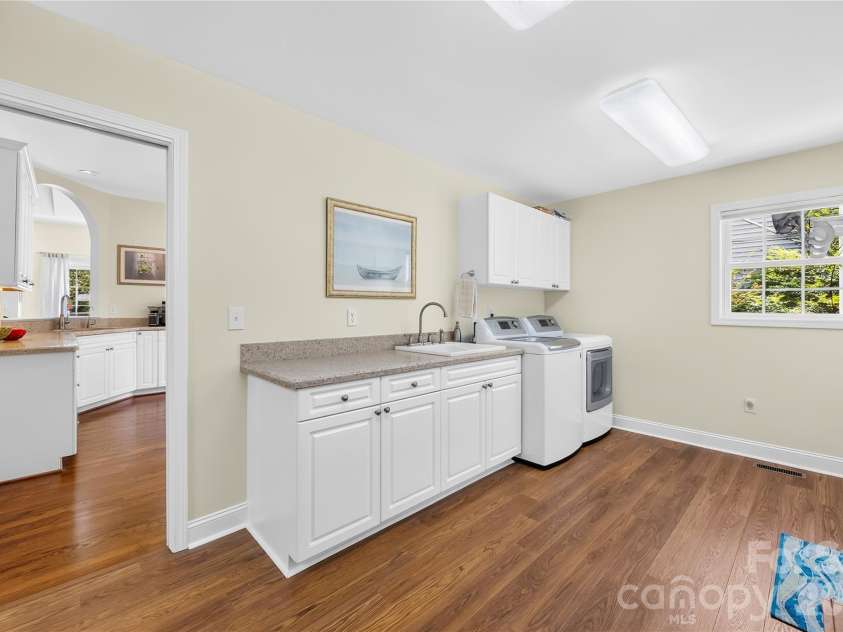 144 Quail Haven Drive, Troutman, NC 28166.  MLS# CAR4401635, YatesRealty ID 41381. Laundry room / drop zone