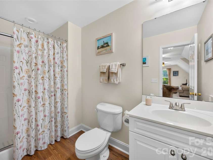 144 Quail Haven Drive, Troutman, NC 28166.  MLS# CAR4401635, YatesRealty ID 41381. Upstairs bathroom