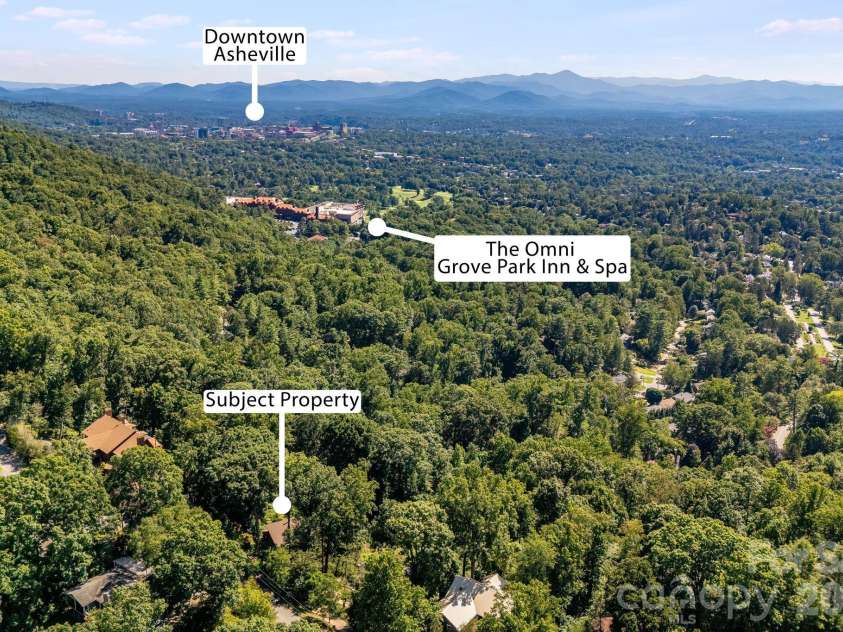 529 Griffing Boulevard, Asheville, NC 28804.  MLS# CAR4407118, YatesRealty ID 41385. 