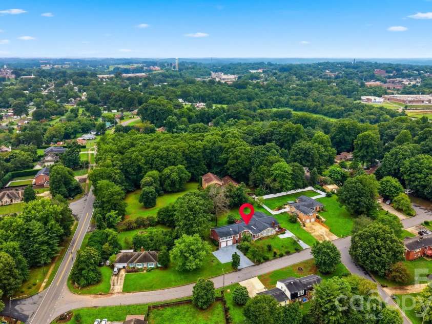 103 Castlegate Drive, Morganton, NC 28655.  MLS# CAR4410855, YatesRealty ID 41387. 