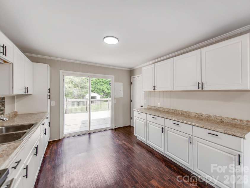 331 Park Road, Albemarle, NC 28001.  MLS# CAR4409754, YatesRealty ID 41388. 