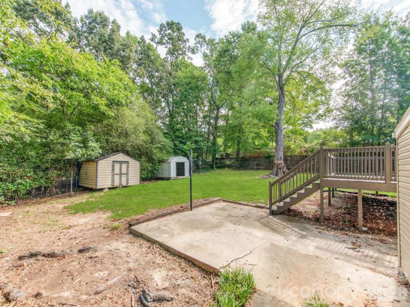 331 Park Road, Albemarle, NC 28001.  MLS# CAR4409754, YatesRealty ID 41388. 