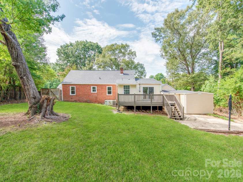 331 Park Road, Albemarle, NC 28001.  MLS# CAR4409754, YatesRealty ID 41388. 