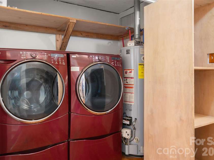 1124 Threatt Street, Lancaster, SC 29720.  MLS# CAR4407802, YatesRealty ID 41389. Laundry in Mudroom