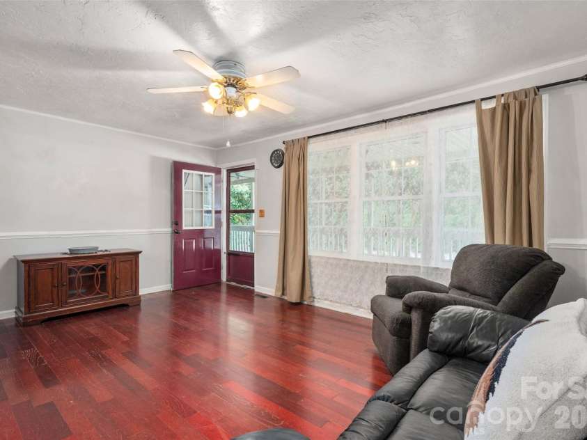 1124 Threatt Street, Lancaster, SC 29720.  MLS# CAR4407802, YatesRealty ID 41389. Living Room