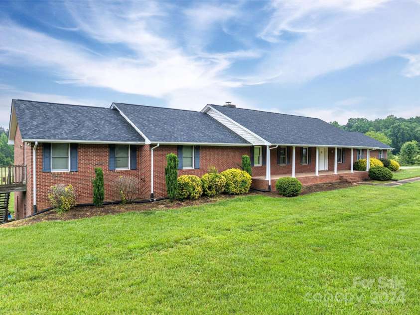 542 Plato Lee Road, Shelby, NC 28152.  MLS# CAR4138261, YatesRealty ID 4139. 