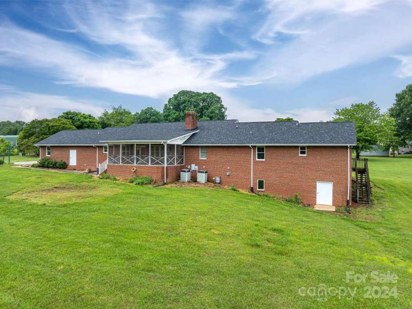 542 Plato Lee Road, Shelby, NC 28152.  MLS# CAR4138261, YatesRealty ID 4139. 