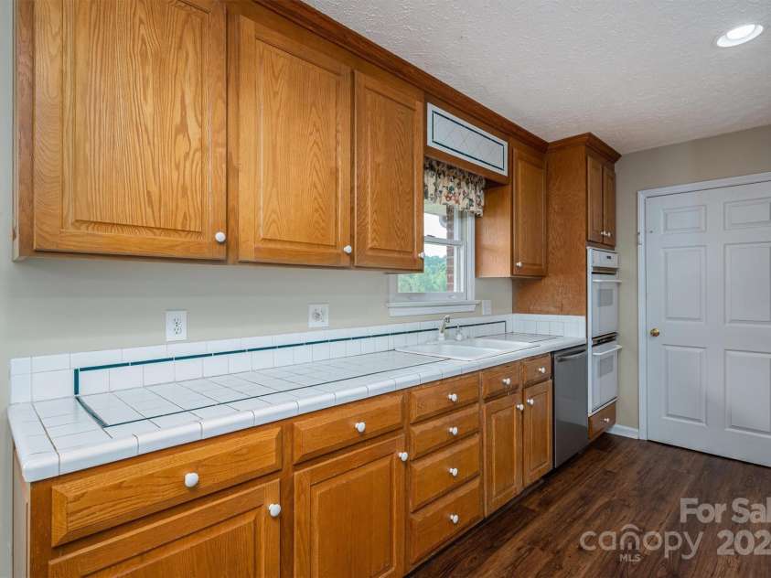 542 Plato Lee Road, Shelby, NC 28152.  MLS# CAR4138261, YatesRealty ID 4139. 