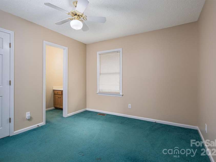 542 Plato Lee Road, Shelby, NC 28152.  MLS# CAR4138261, YatesRealty ID 4139. 