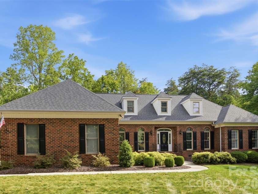 241 Tawny Bark Drive, Mooresville, NC 28117.  MLS# CAR4407043, YatesRealty ID 41390. 