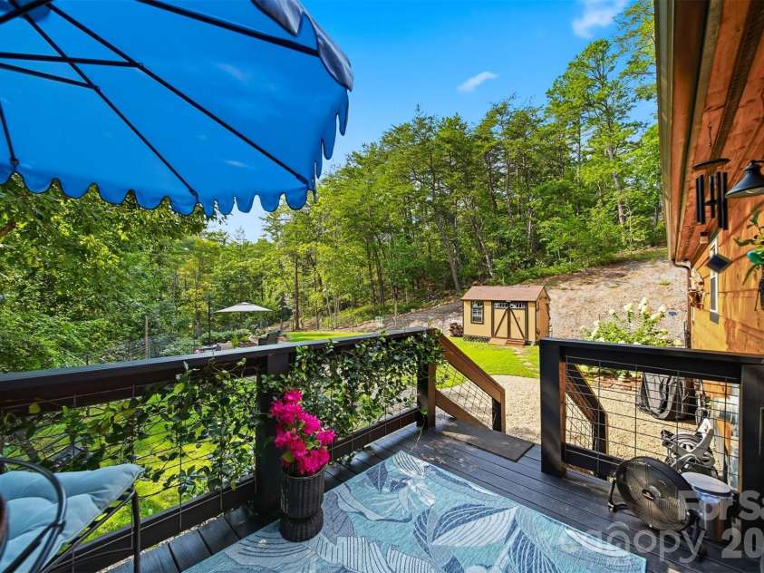 4500 Windy Hill Lane, Morganton, NC 28655.  MLS# CAR4410613, YatesRealty ID 41391. 