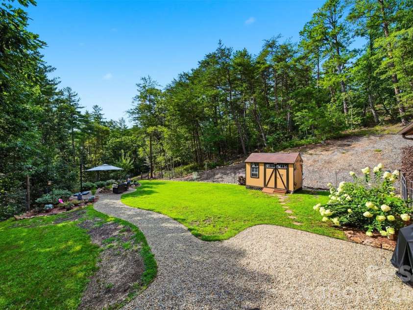 4500 Windy Hill Lane, Morganton, NC 28655.  MLS# CAR4410613, YatesRealty ID 41391. 