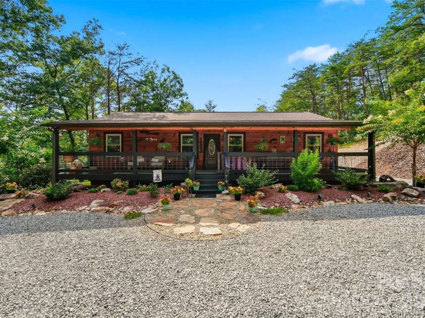 4500 Windy Hill Lane, Morganton, NC 28655.  MLS# CAR4410613, YatesRealty ID 41391. 