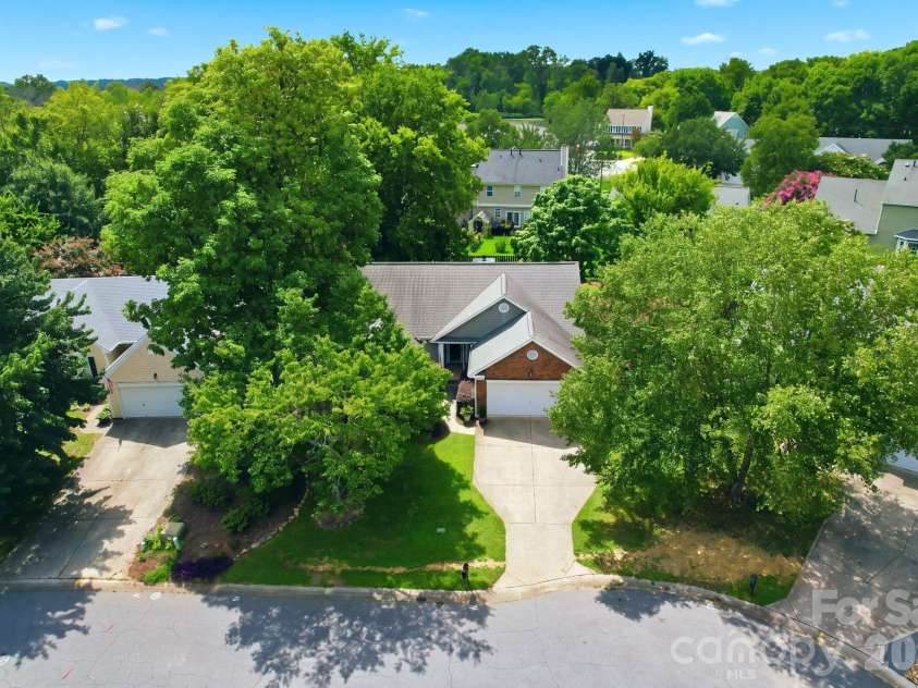 1347 Eisenhower Place, Concord, NC 28027.  MLS# CAR4411002, YatesRealty ID 41392. 