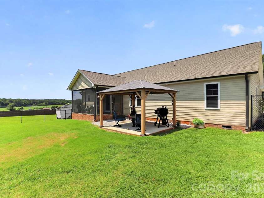 3889 Ritchie Road, Lincolnton, NC 28092.  MLS# CAR4408907, YatesRealty ID 41394. 