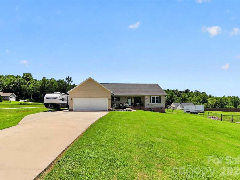 3889 Ritchie Road, Lincolnton, NC 28092.  MLS# CAR4408907, YatesRealty ID 41394. 