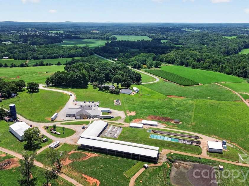 3889 Ritchie Road, Lincolnton, NC 28092.  MLS# CAR4408907, YatesRealty ID 41394. 