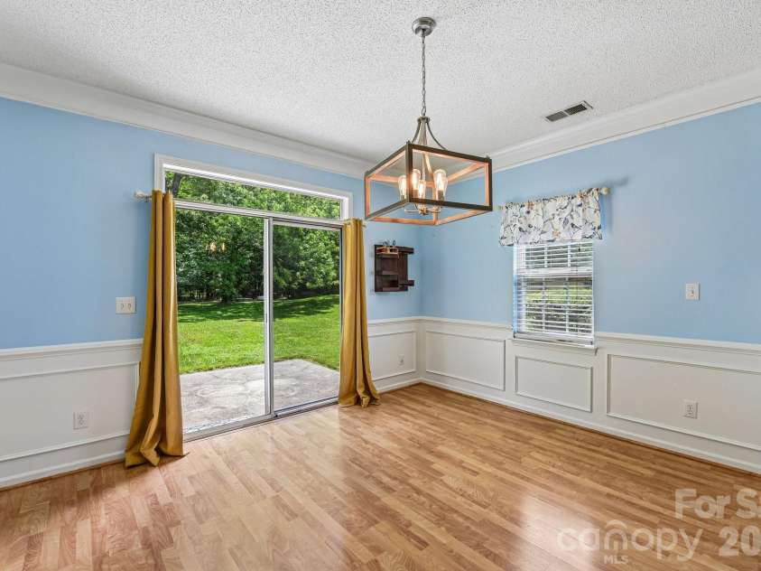 13624 Michael Lynn Road, Charlotte, NC 28278.  MLS# CAR4383714, YatesRealty ID 41396. 