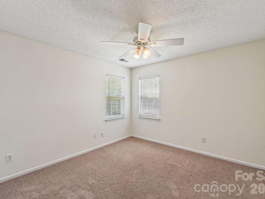 13624 Michael Lynn Road, Charlotte, NC 28278.  MLS# CAR4383714, YatesRealty ID 41396. 