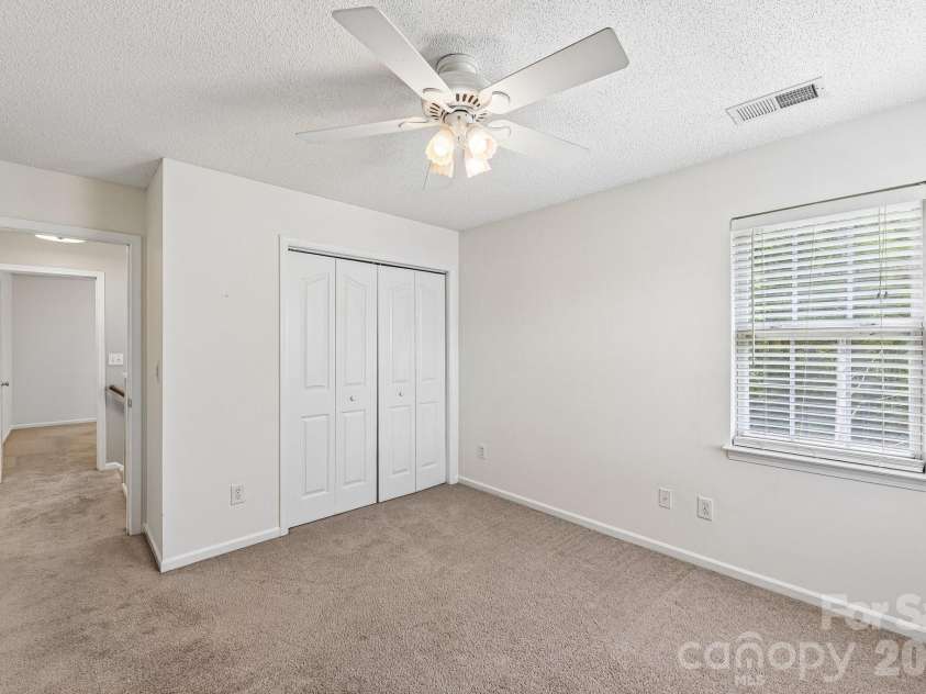 13624 Michael Lynn Road, Charlotte, NC 28278.  MLS# CAR4383714, YatesRealty ID 41396. 