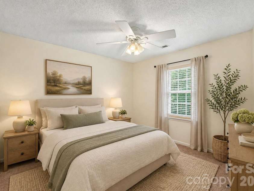 13624 Michael Lynn Road, Charlotte, NC 28278.  MLS# CAR4383714, YatesRealty ID 41396. 