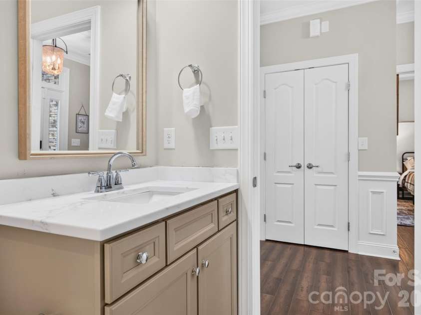 18201 Coulter Parkway, Cornelius, NC 28031.  MLS# CAR4410218, YatesRealty ID 41397. 