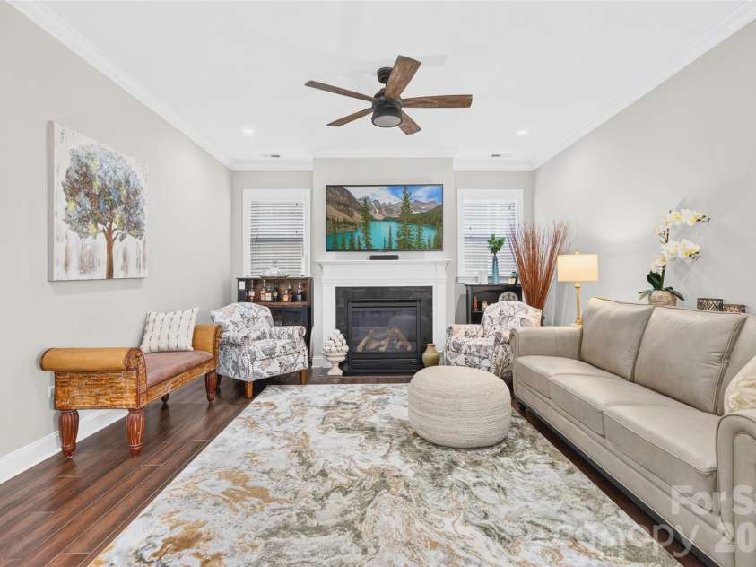 18201 Coulter Parkway, Cornelius, NC 28031.  MLS# CAR4410218, YatesRealty ID 41397. 