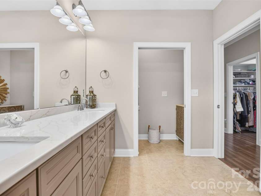 18201 Coulter Parkway, Cornelius, NC 28031.  MLS# CAR4410218, YatesRealty ID 41397. 
