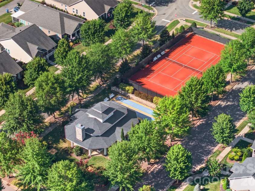 18201 Coulter Parkway, Cornelius, NC 28031.  MLS# CAR4410218, YatesRealty ID 41397. 