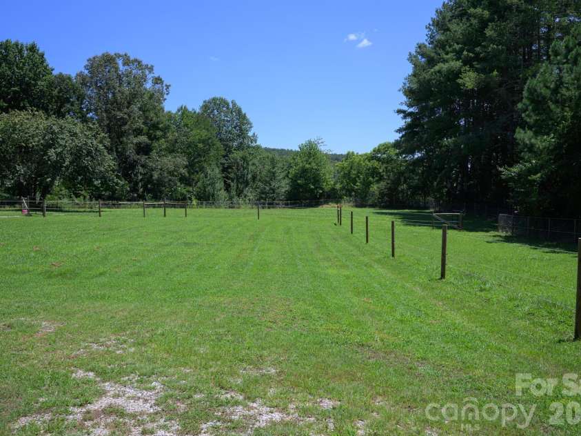 1151 Shady Lane, Marion, NC 28752.  MLS# CAR4409618, YatesRealty ID 41398. 