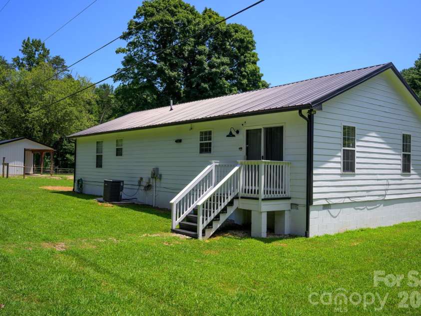 1151 Shady Lane, Marion, NC 28752.  MLS# CAR4409618, YatesRealty ID 41398. 