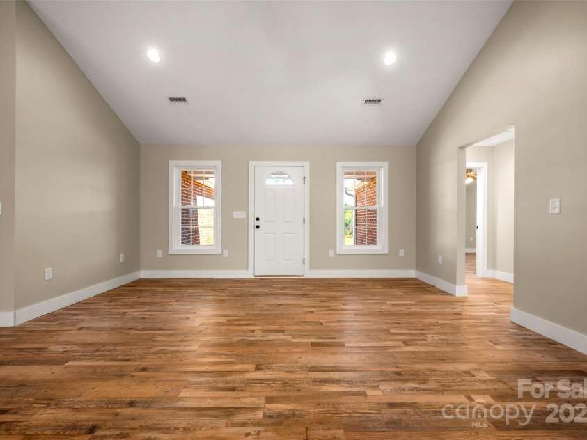 180 Central Park Circle, Spindale, NC 28160.  MLS# CAR4313619, YatesRealty ID 414. 