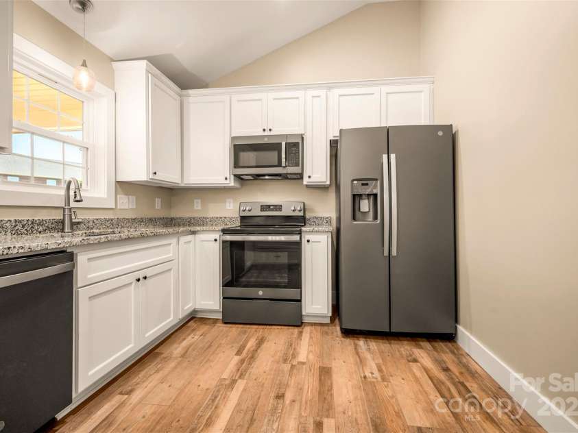 180 Central Park Circle, Spindale, NC 28160.  MLS# CAR4313619, YatesRealty ID 414. 